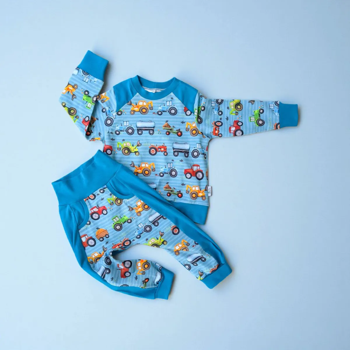 Sett str 104 - traktor på rekke og rad